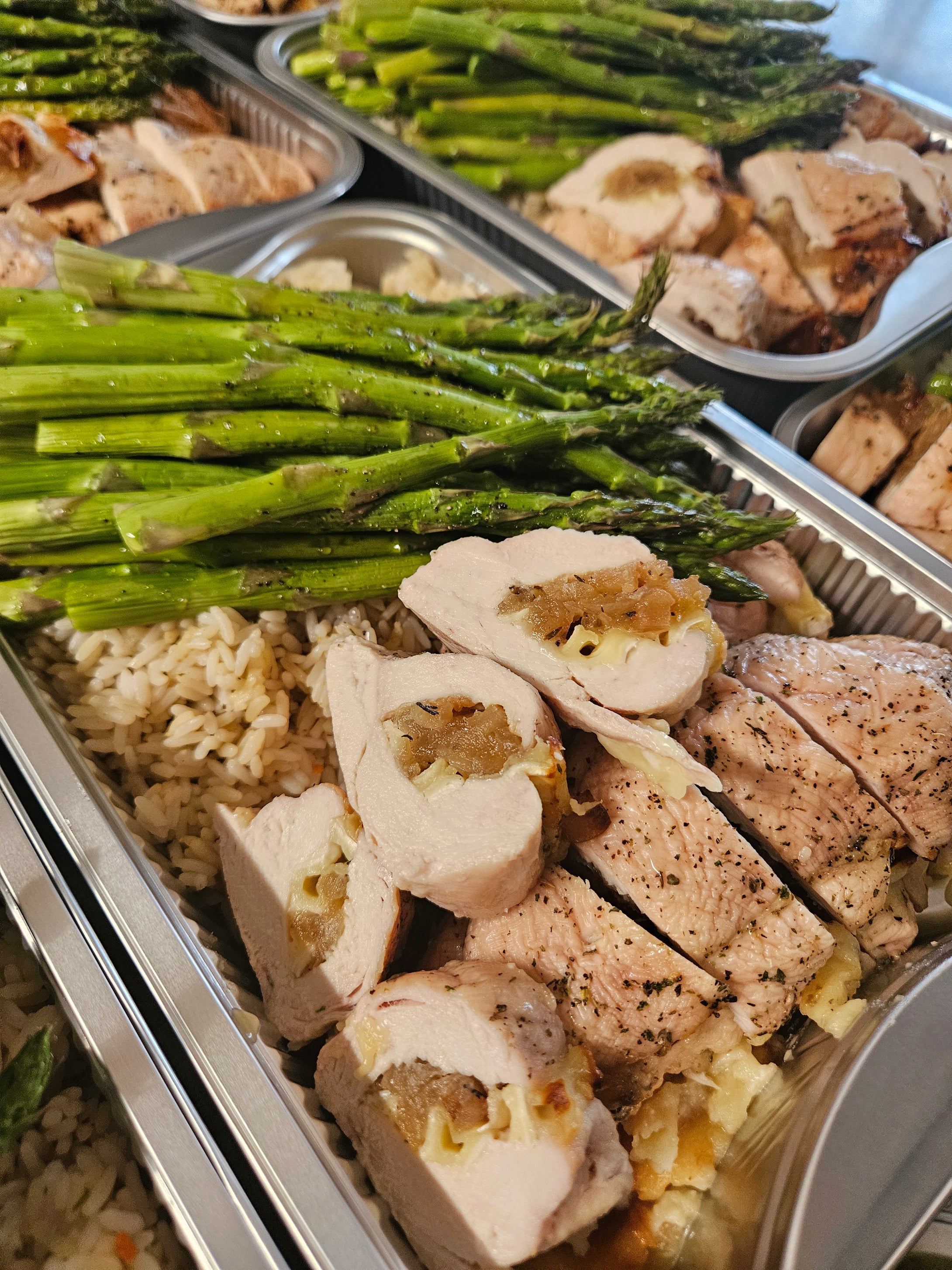 Poitrine de poulet farcie au brie et au confit d'oignon et pomme (Familial)