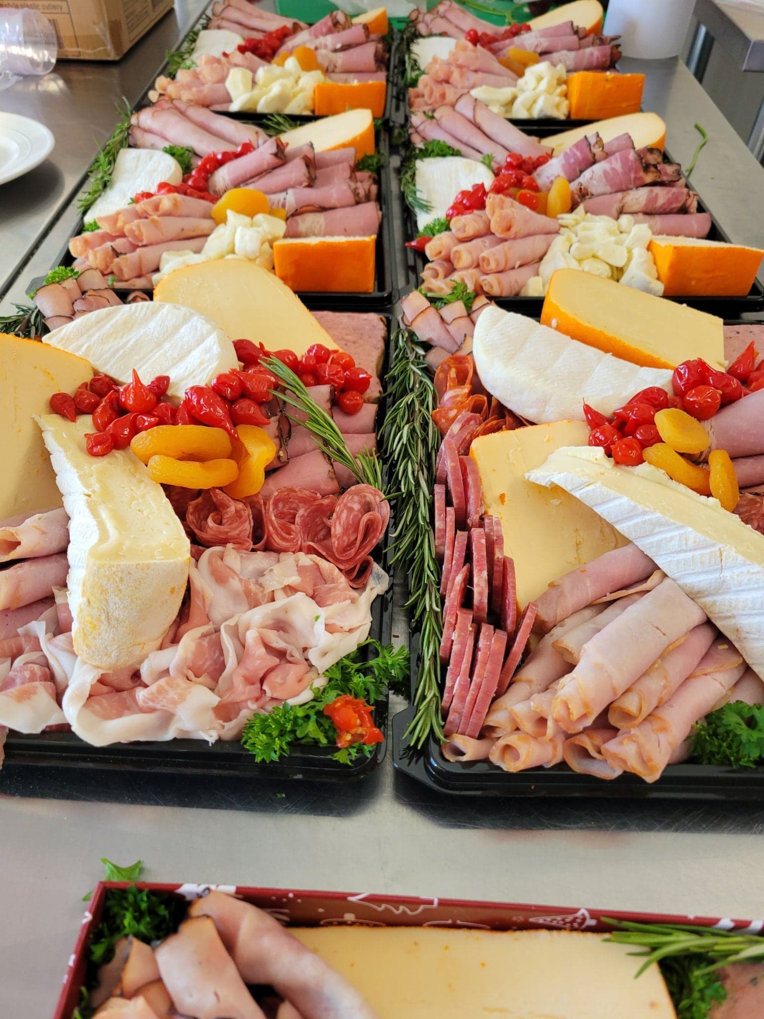 Plateau de charcuteries et de fromages fins