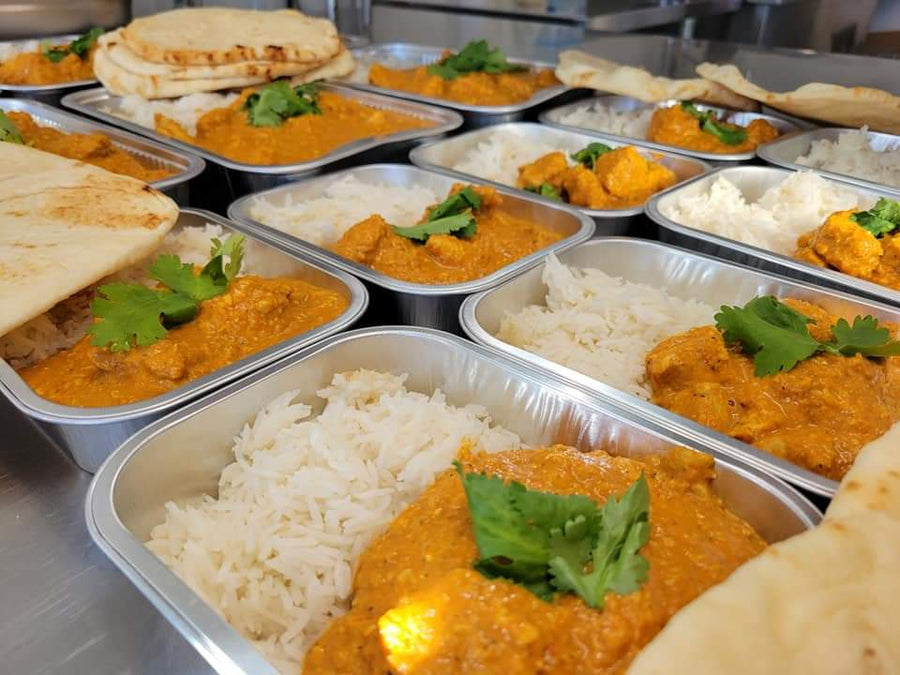 Poulet au beurre avec riz basmati & pain naan (individuel)